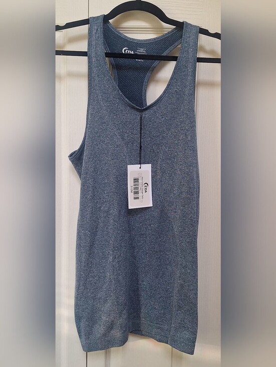 ZYIA Tops - M Nwt Zyia Active Copper Charged Tank